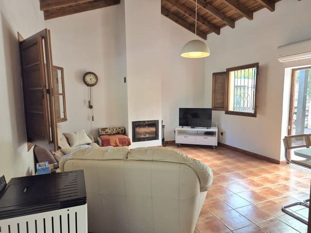 2 sypialnia Willa na sprzedaż w Coín z basenem garażem - 475 000 € (Ref: 9247505)