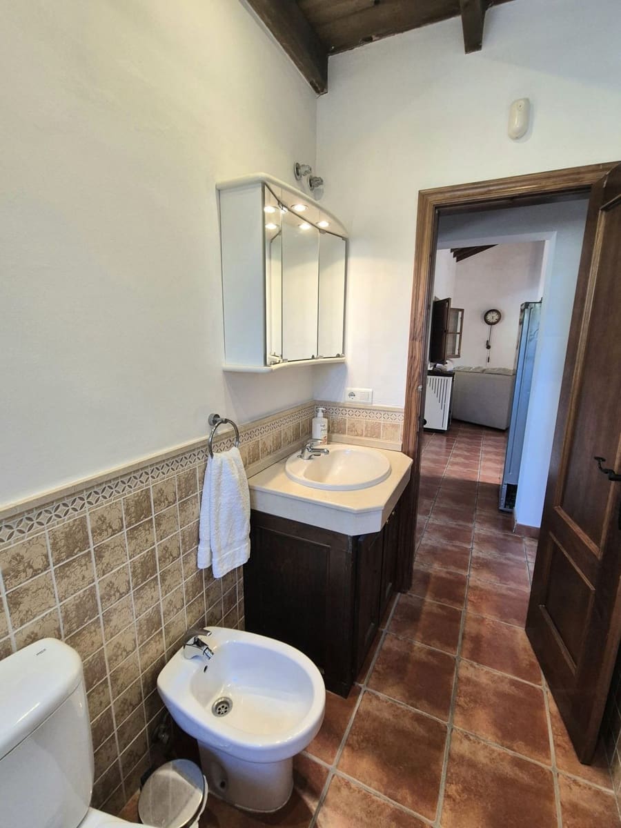 2 bedroom Villa for sale in Coin with pool garage - € 475,000 (Ref: 9247505)