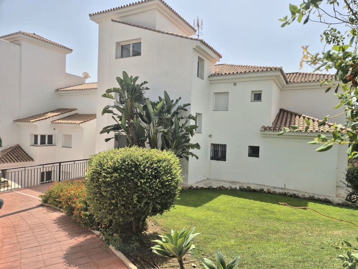 2 slaapkamer Appartement te koop in Alhaurin Golf met zwembad garage - € 285.000 (Ref: 9249485)