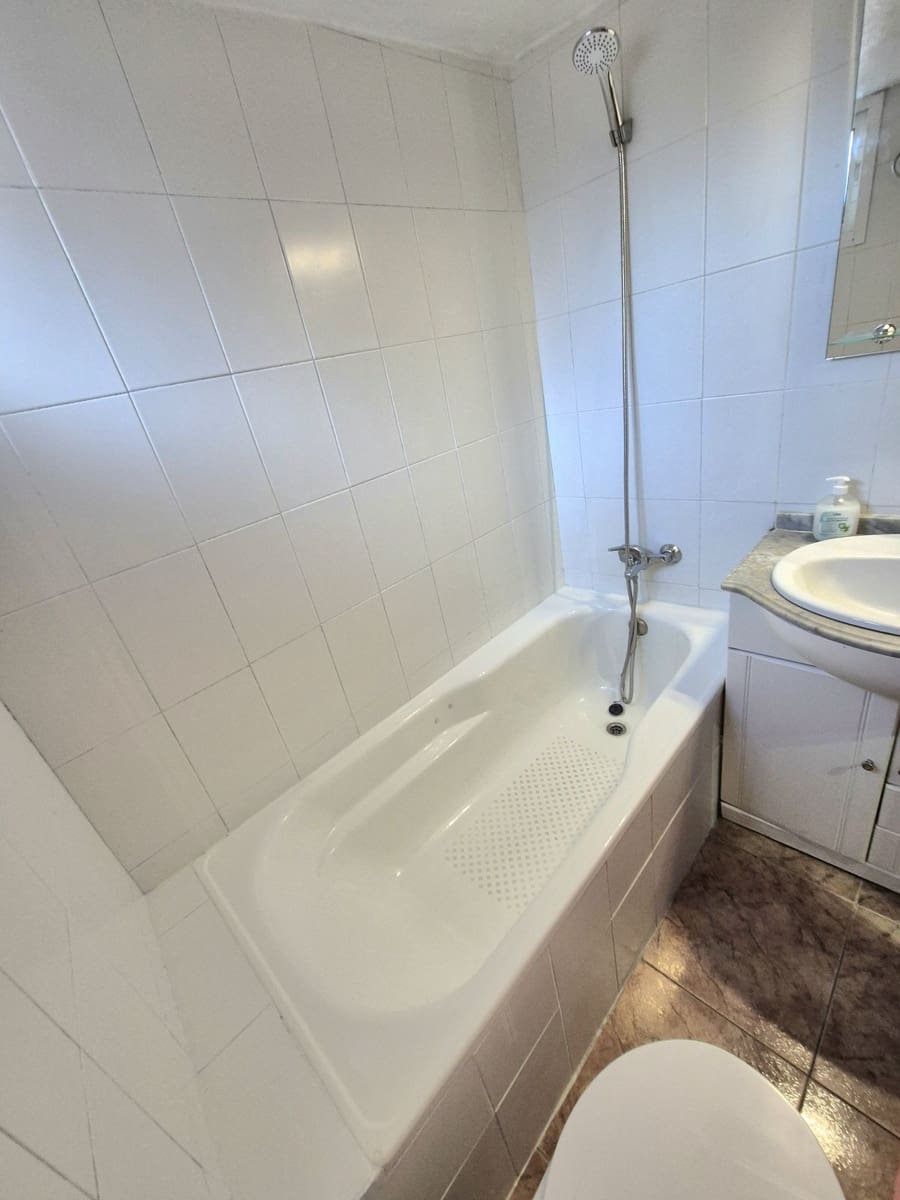 2 soverom Kjedet enebolig til salgs i Coin - € 109 000 (Ref: 9296055)