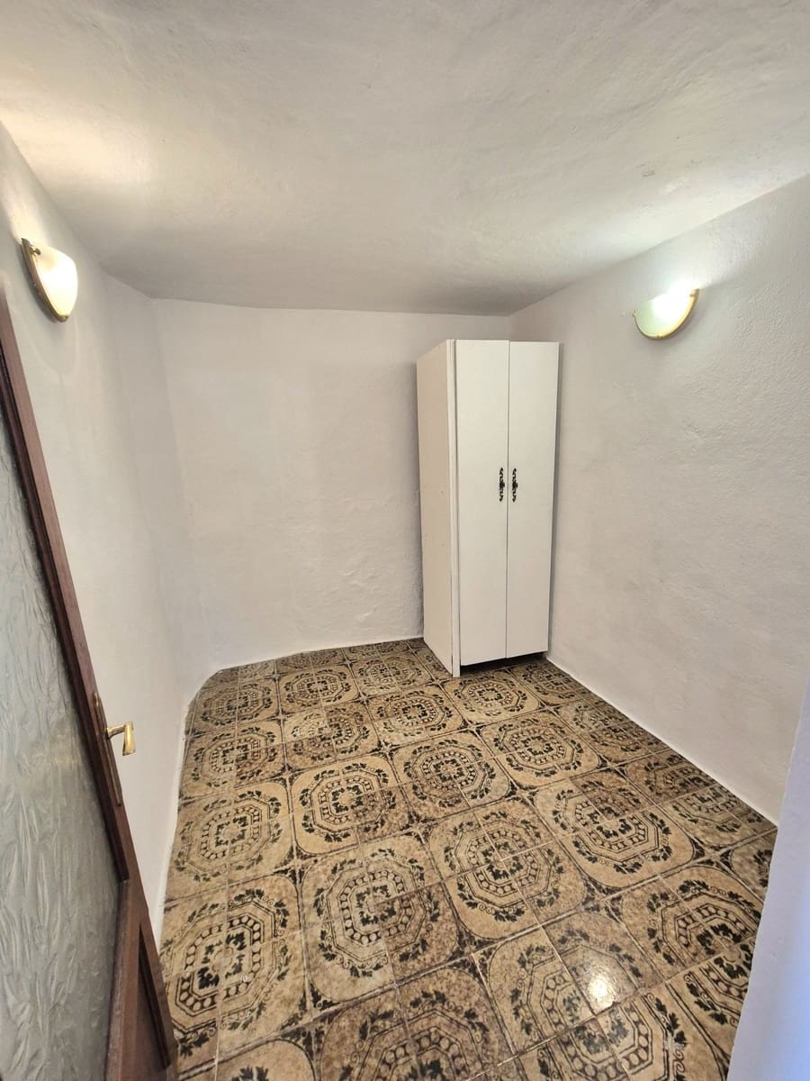 2 soverom Kjedet enebolig til salgs i Coin - € 109 000 (Ref: 9296055)