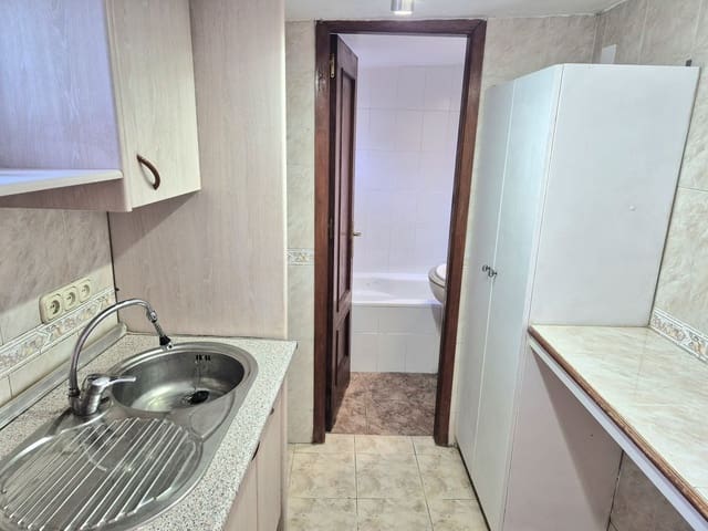 2 makuuhuone Paritalo myytävänä paikassa Coín - 109 000 € (Ref: 9296055)