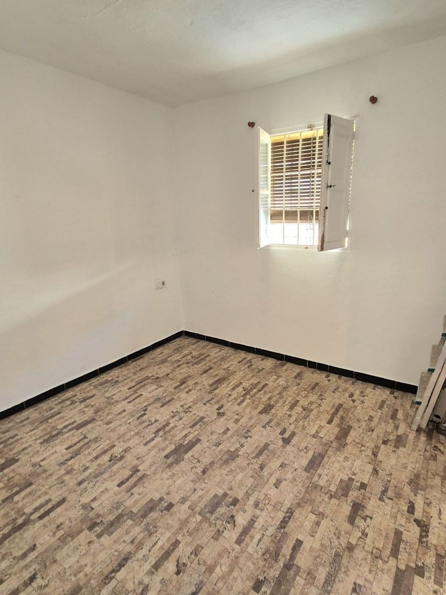 2 soverom Kjedet enebolig til salgs i Coin - € 109 000 (Ref: 9296055)