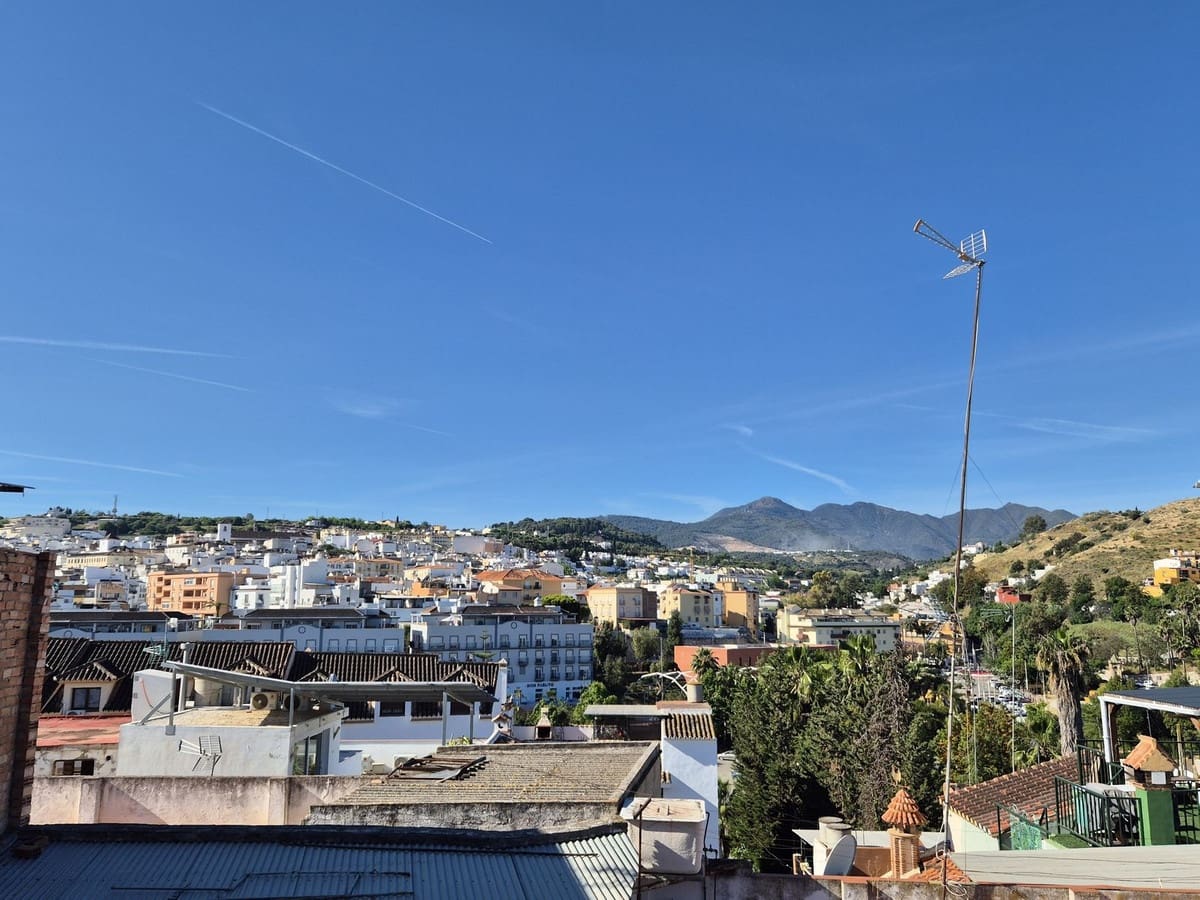 2 soverom Kjedet enebolig til salgs i Coin - € 109 000 (Ref: 9296055)