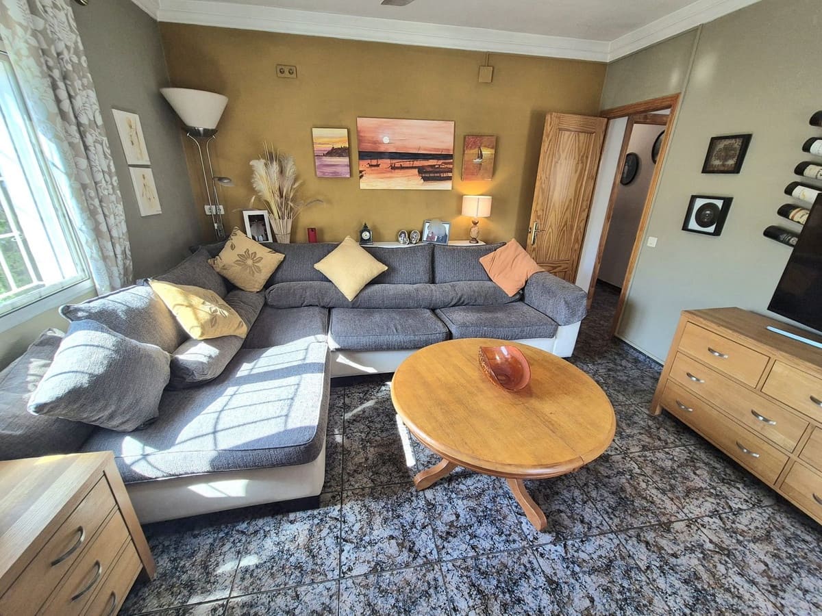 3 soveværelse Finca/Landehus til salg i Estacion de Cartama med swimmingpool garage - € 370.000 (Ref: 9301990)