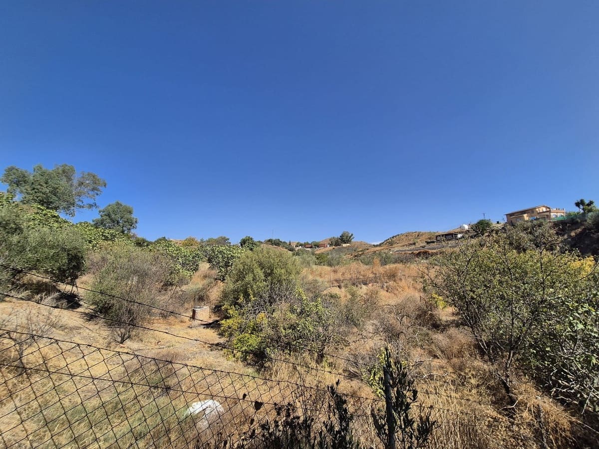 3 soveværelse Finca/Landehus til salg i Estacion de Cartama med swimmingpool garage - € 370.000 (Ref: 9301990)