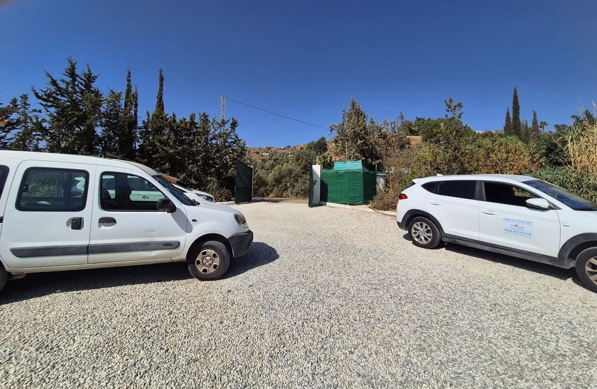 Finca/Casa Rural de 3 habitaciones en Estación de Cártama en venta con piscina garaje - 370.000 € (Ref: 9301990)