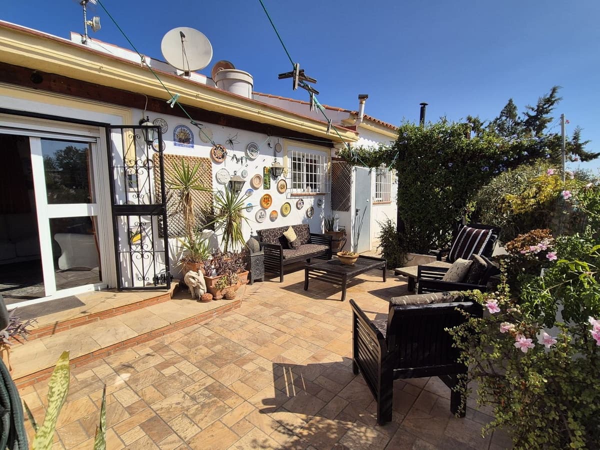 3 Zimmer Finca/Landgut zu verkaufen in Estacion de Cartama mit Pool Garage - 370.000 € (Ref: 9301990)