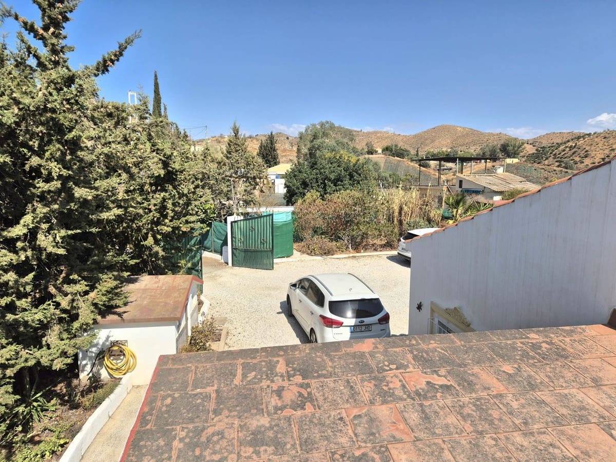 3 Zimmer Finca/Landgut zu verkaufen in Estacion de Cartama mit Pool Garage - 370.000 € (Ref: 9301990)