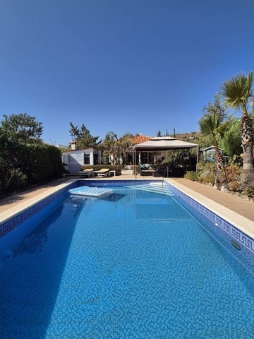 3 chambre Finca/Maison de Campagne à vendre à Estación de Cártama, Cártama avec piscine garage - 370 000 € (Ref: 9301990)