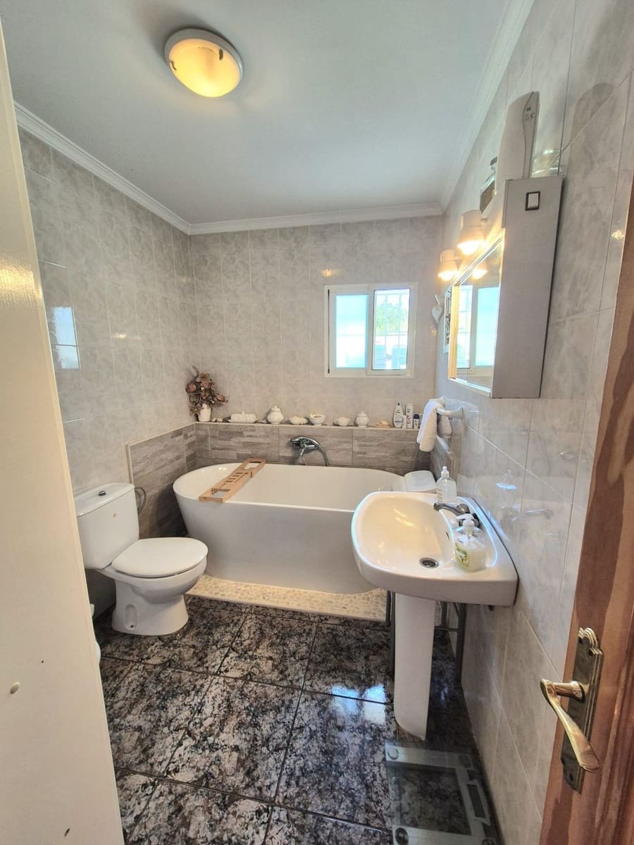 3 bedroom Finca/Country House for sale in Estacion de Cartama with pool garage - € 370,000 (Ref: 9301990)