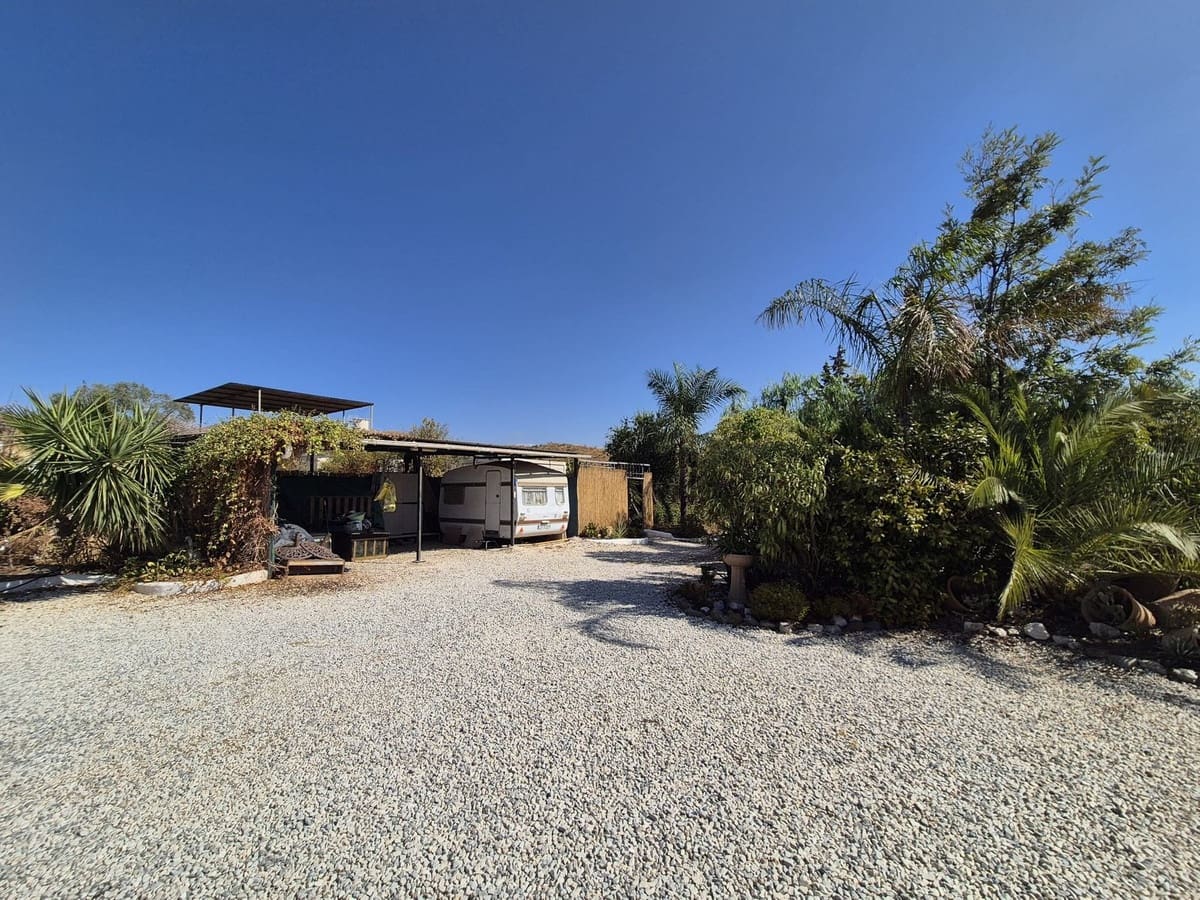 3 bedroom Finca/Country House for sale in Estacion de Cartama with pool garage - € 370,000 (Ref: 9301990)