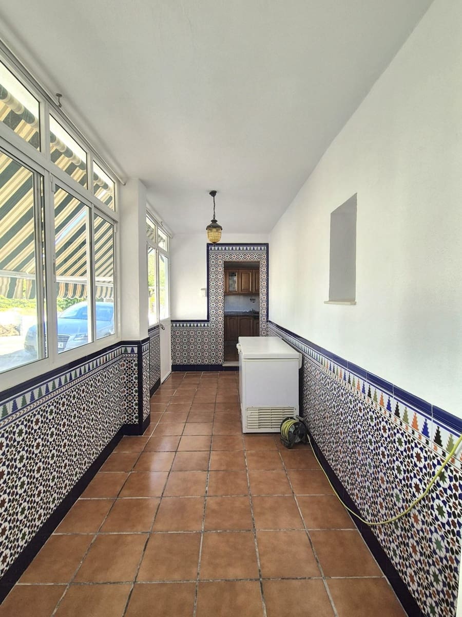 5 slaapkamer Villa te koop in Alhaurin de la Torre met zwembad garage - € 500.000 (Ref: 9314310)