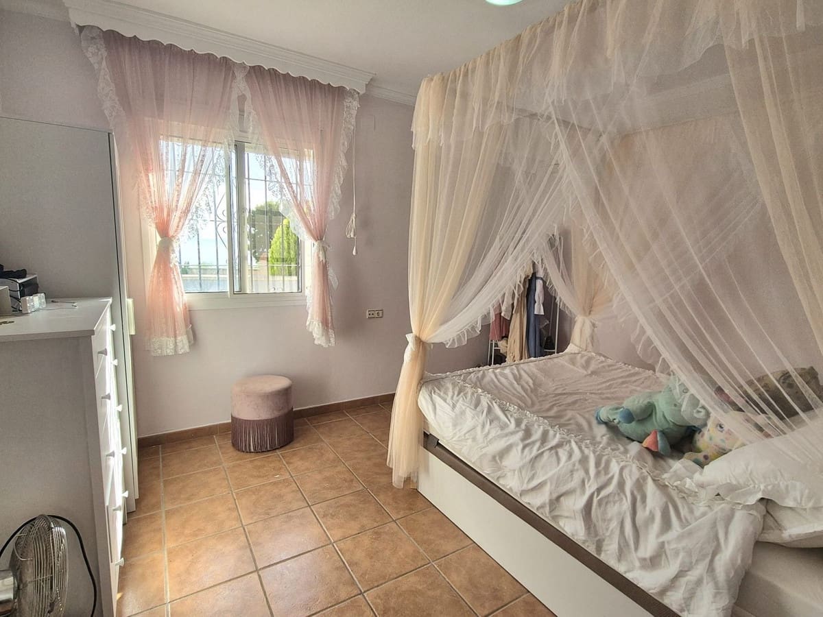 5 slaapkamer Villa te koop in Alhaurin de la Torre met zwembad garage - € 500.000 (Ref: 9314310)