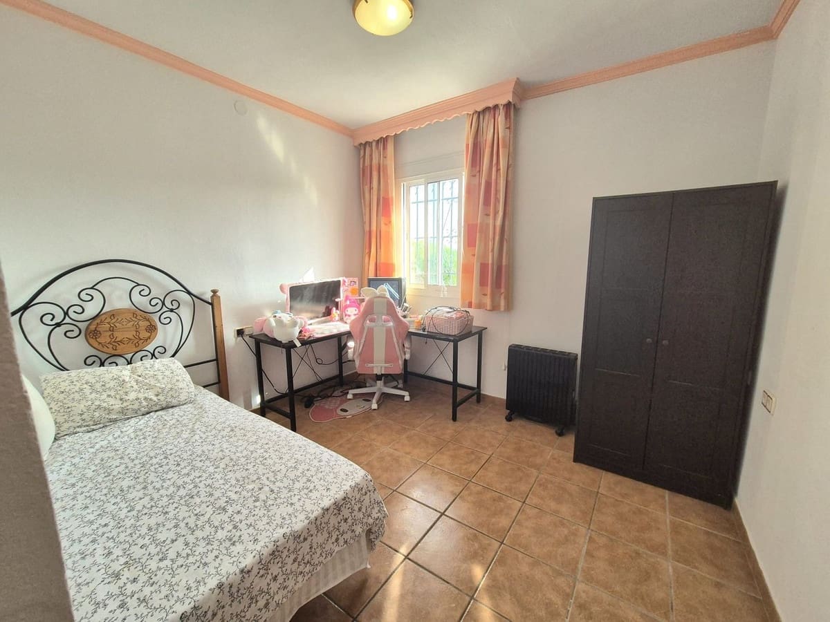 5 slaapkamer Villa te koop in Alhaurin de la Torre met zwembad garage - € 500.000 (Ref: 9314310)