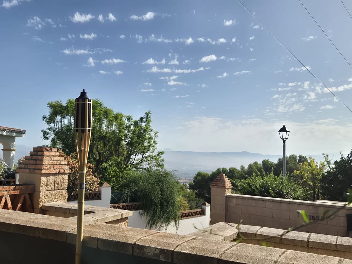 5 slaapkamer Villa te koop in Alhaurin de la Torre met zwembad garage - € 500.000 (Ref: 9314310)