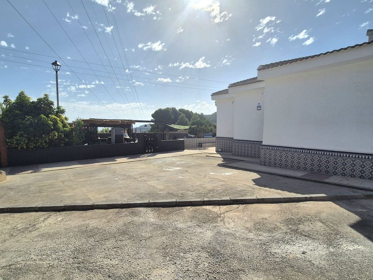 5 slaapkamer Villa te koop in Alhaurin de la Torre met zwembad garage - € 500.000 (Ref: 9314310)