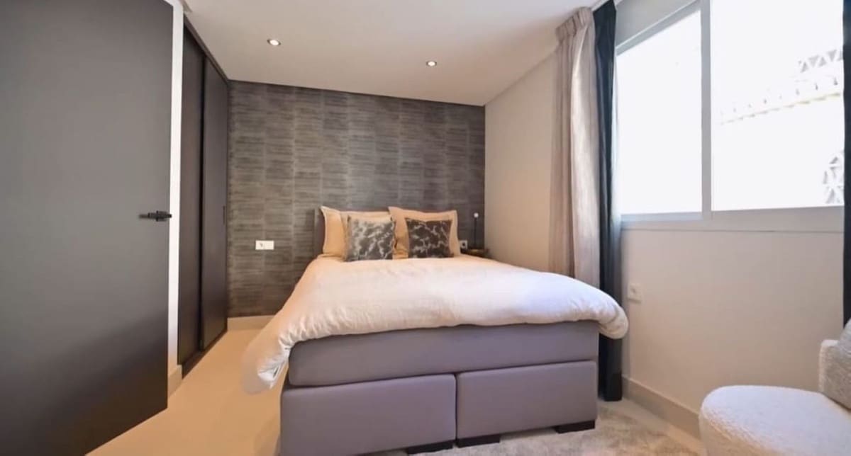 4 soveværelse Lejlighed til salg i Benalmadena Costa med swimmingpool garage - € 1.975.000 (Ref: 9352830)