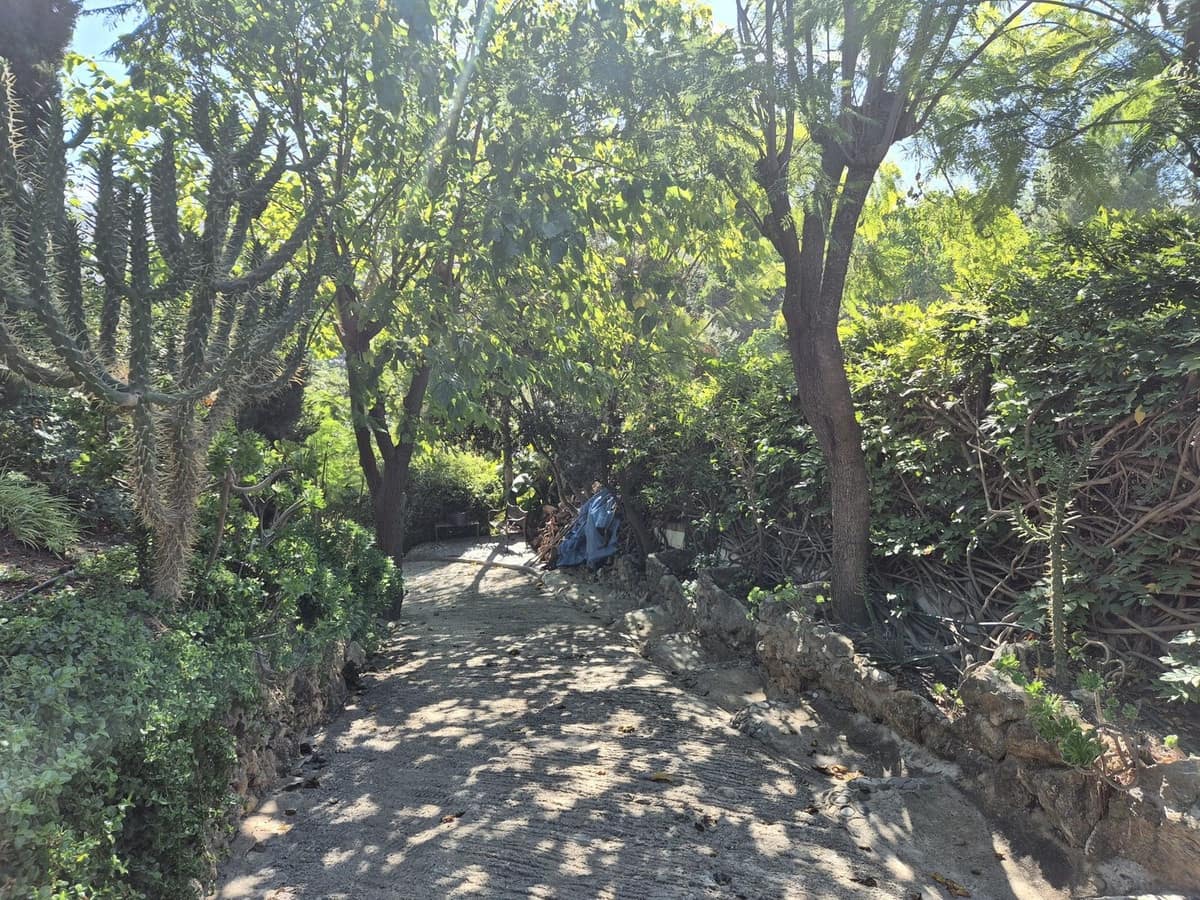 4 soverom Villa til salgs i Coin med svømmebasseng garasje - € 795 000 (Ref: 9383880)