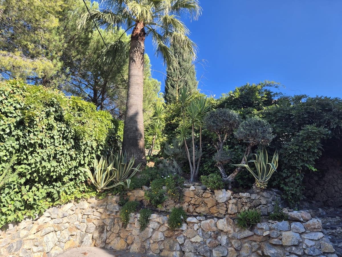 Chalet de 4 habitaciones en Coín en venta con piscina garaje - 795.000 € (Ref: 9383880)