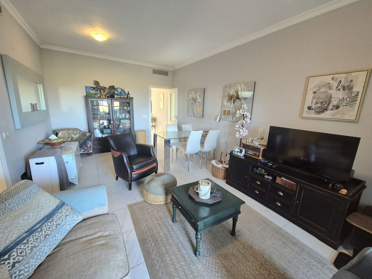 2 soveværelse Lejlighed til salg i Alhaurin Golf med swimmingpool garage - € 275.000 (Ref: 9403635)