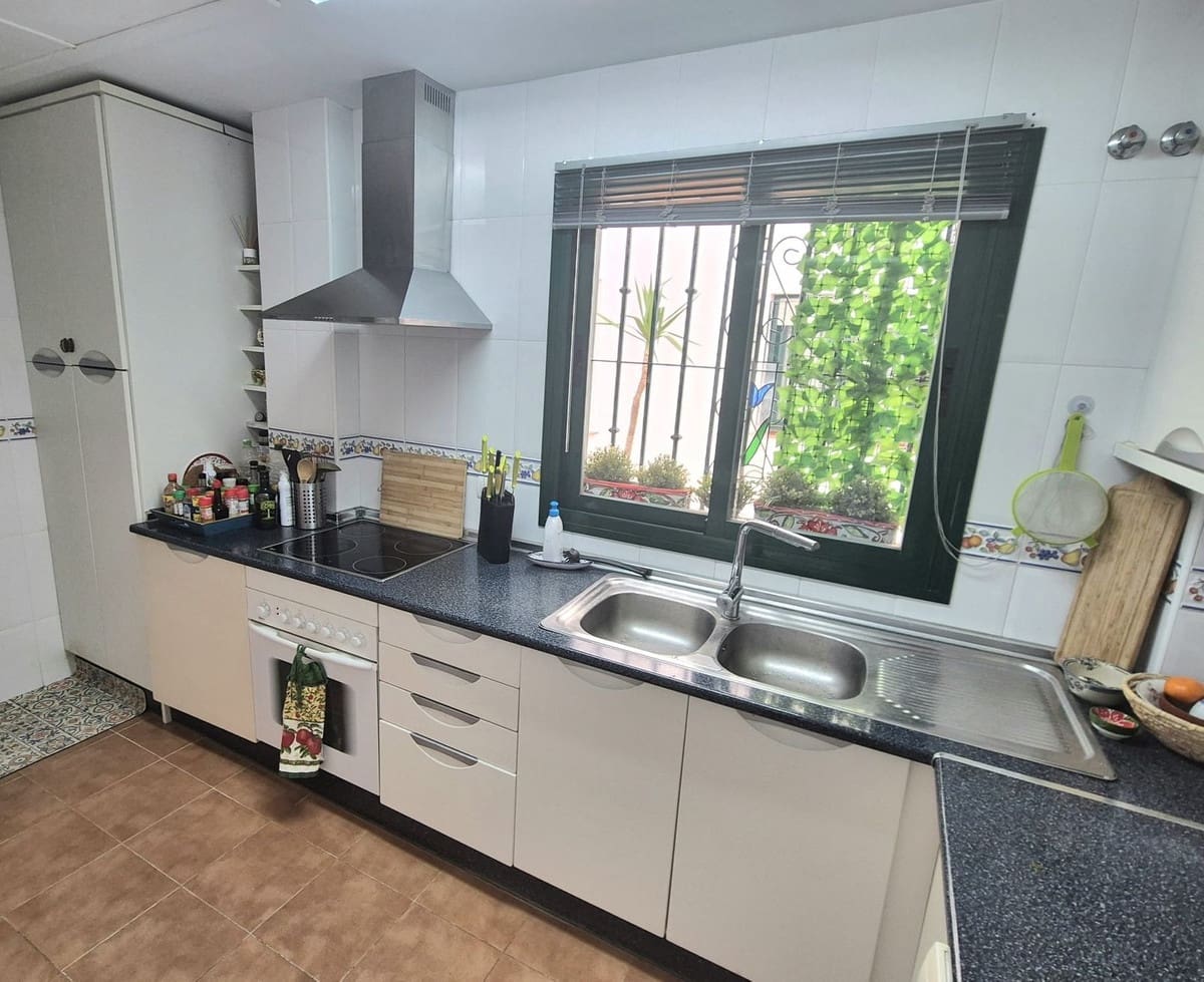 2 soveværelse Lejlighed til salg i Alhaurin Golf med swimmingpool garage - € 275.000 (Ref: 9403635)