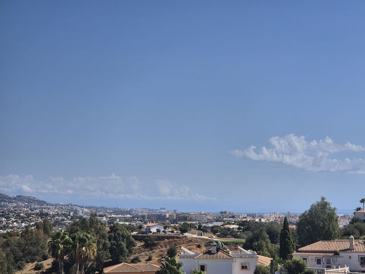 3 bedroom Villa for sale in Cerro del Aguila with pool garage - € 1,089,000 (Ref: 9525279)