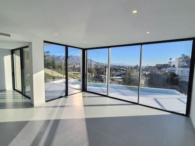 3 sypialnia Willa na sprzedaż w Cerro del Aguila, Mijas z basenem garażem - 1 089 000 € (Ref: 9525279)
