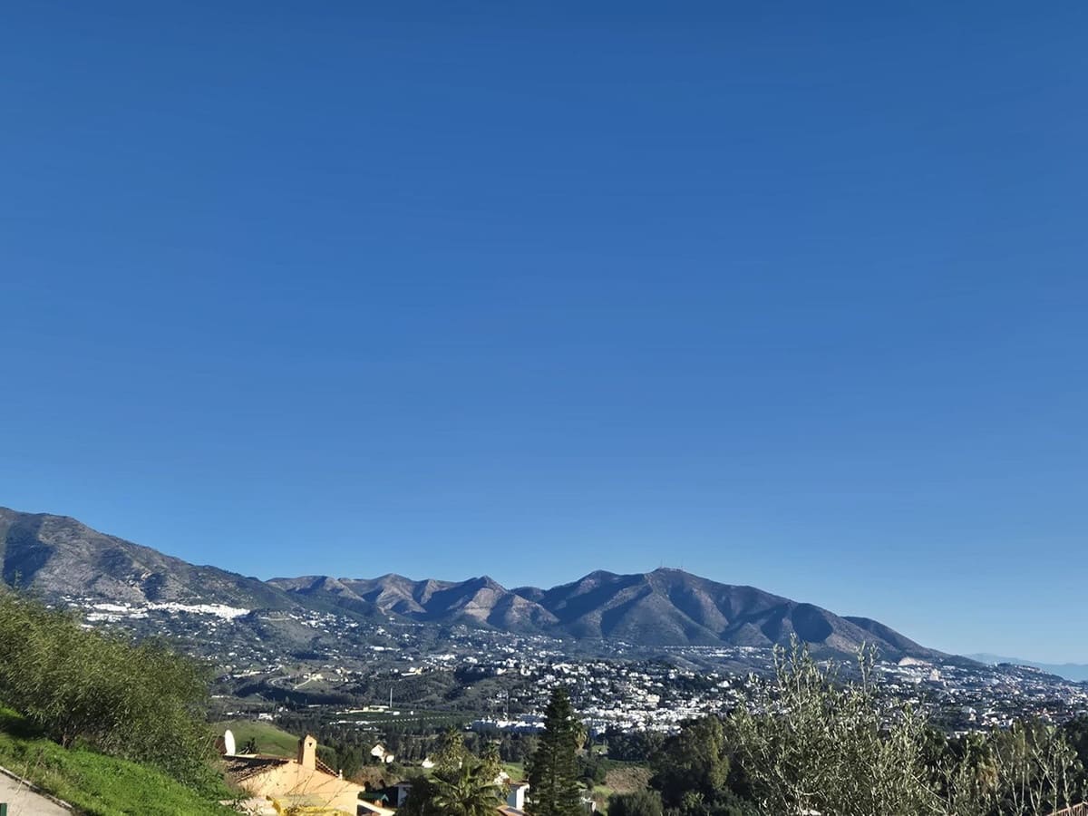 3 bedroom Villa for sale in Cerro del Aguila with pool garage - € 1,089,000 (Ref: 9525279)