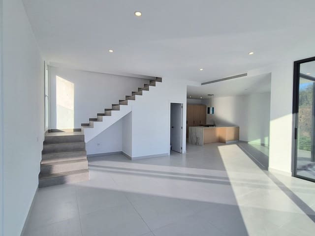 Chalet de 3 habitaciones en Cerro del Aguila, Mijas en venta con piscina garaje - 1.059.000 € (Ref: 9525279)