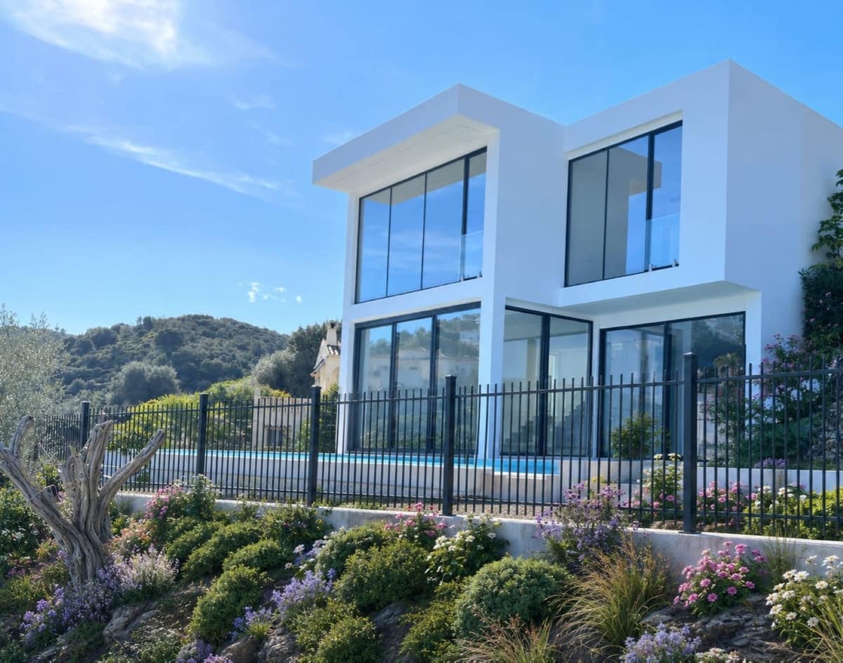3 bedroom Villa for sale in Cerro del Aguila with pool garage - € 1,059,000 (Ref: 9525279)