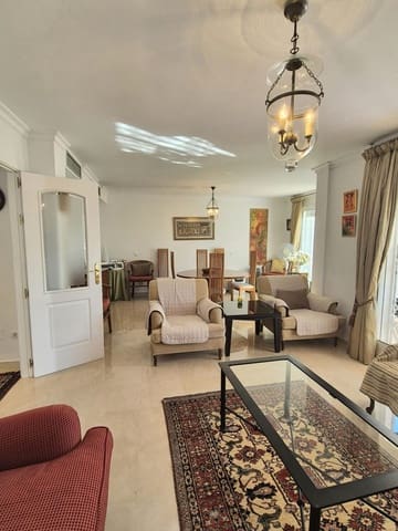 Pareado de 3 habitaciones en Alhaurín Golf, Alhaurín el Grande en venta con garaje - 455.000 € (Ref: 9593137)