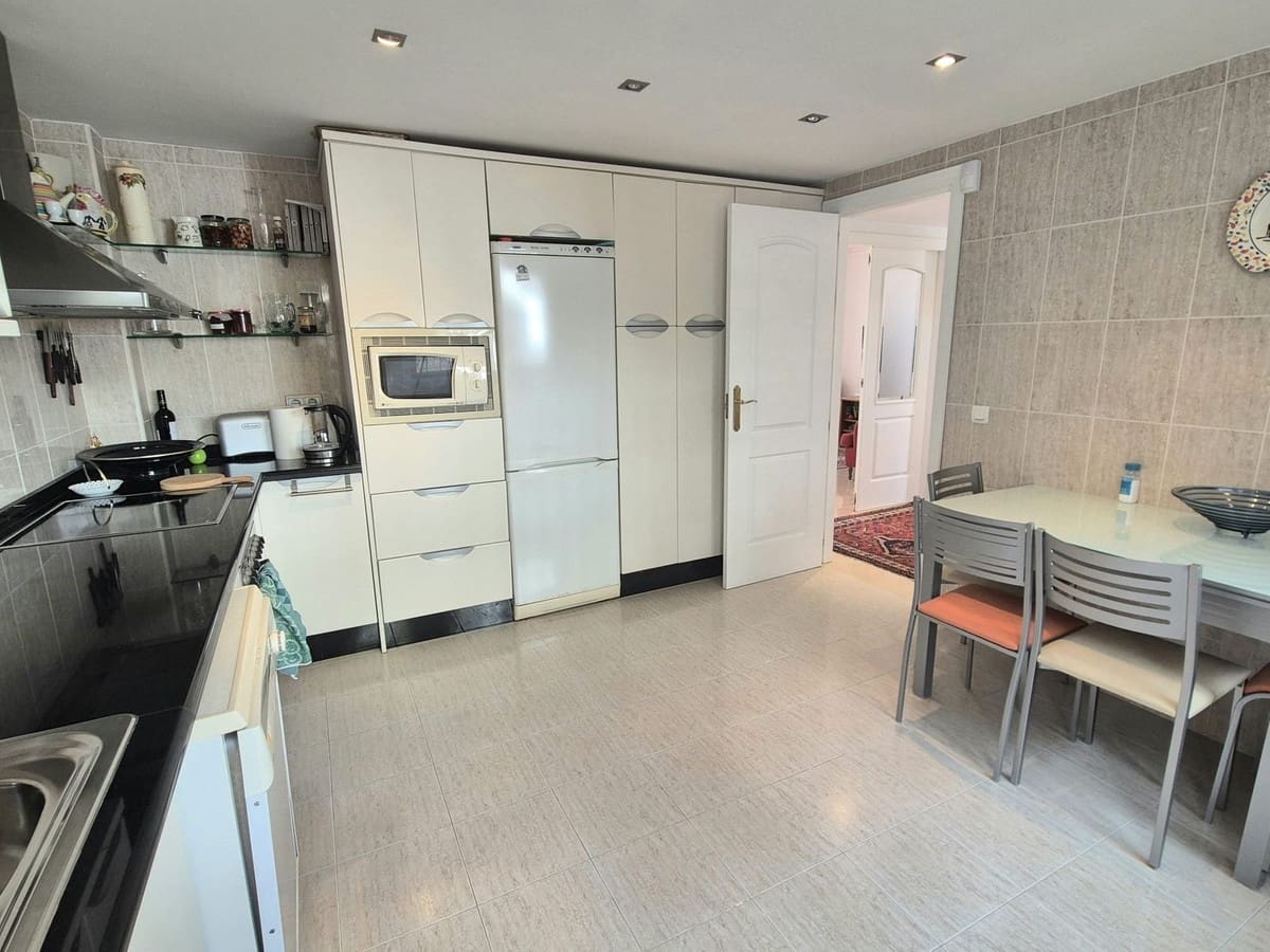 3 quarto Moradia Geminada para venda em Alhaurin Golf com garagem - 455 000 € (Ref: 9593137)