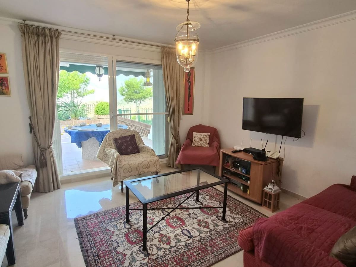 3 quarto Moradia Geminada para venda em Alhaurin Golf com garagem - 455 000 € (Ref: 9593137)
