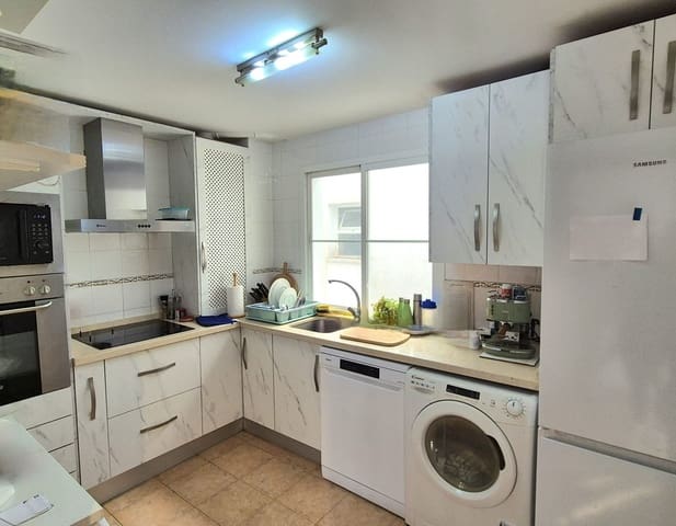 3 sovrum Takvåning till salu i Alhaurín el Grande med garage - 297 000 € (Ref: 9609959)