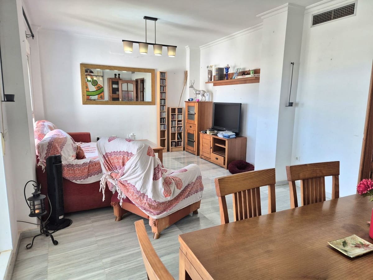 3 soverom Leilighet til salgs i Alhaurin Golf med svømmebasseng garasje - € 285 000 (Ref: 9630566)