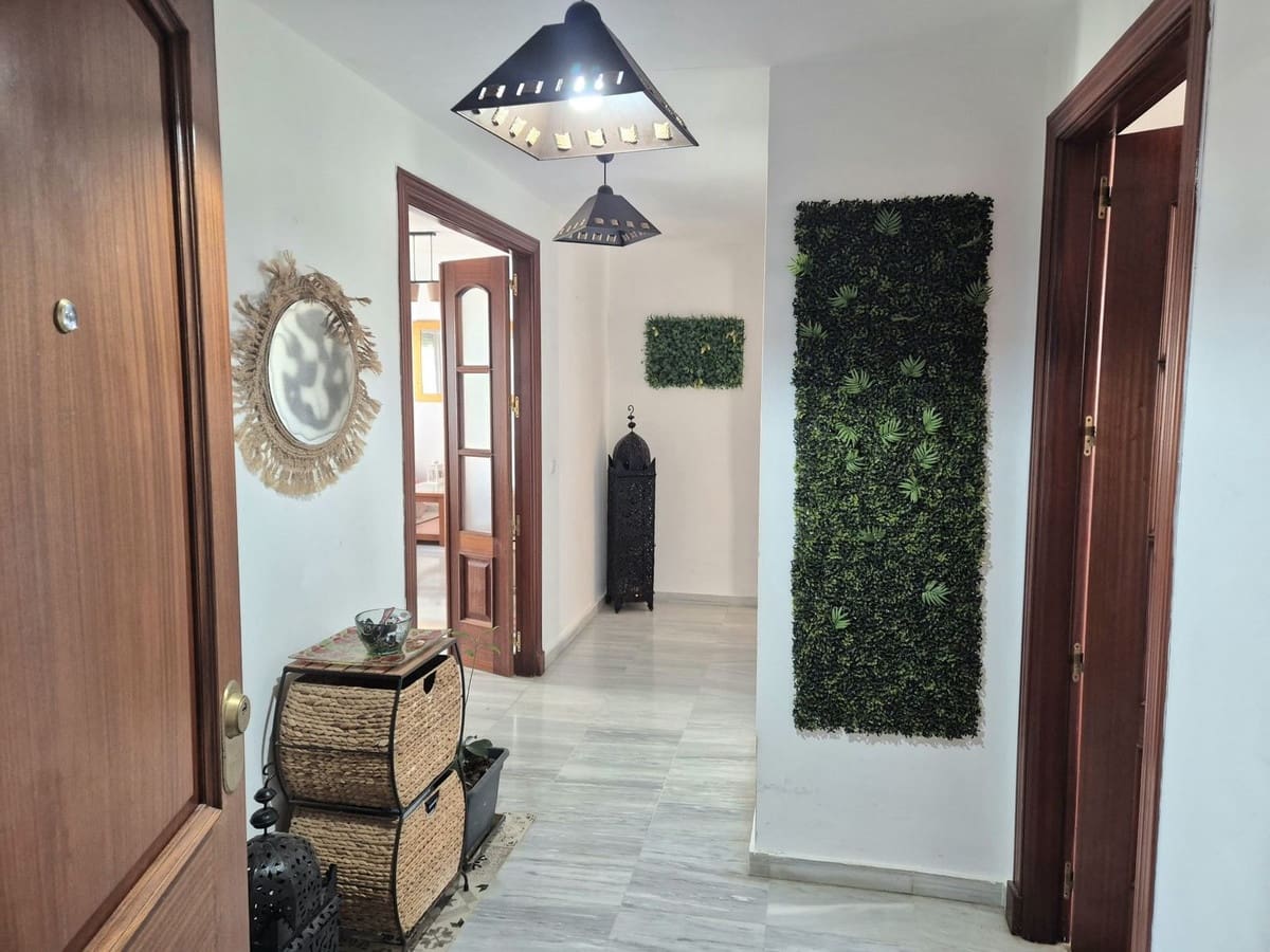 3 bedroom Apartment for sale in Alhaurin Golf with pool garage - € 285,000 (Ref: 9630566)