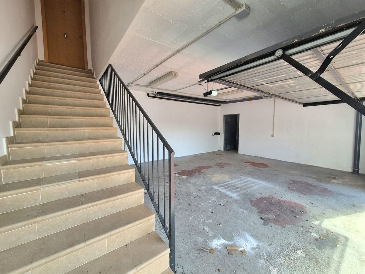 3 makuuhuone Huvila myytävänä paikassa Coin mukana uima-altaan 
autotalli - 475 000 € (Ref: 9656768)