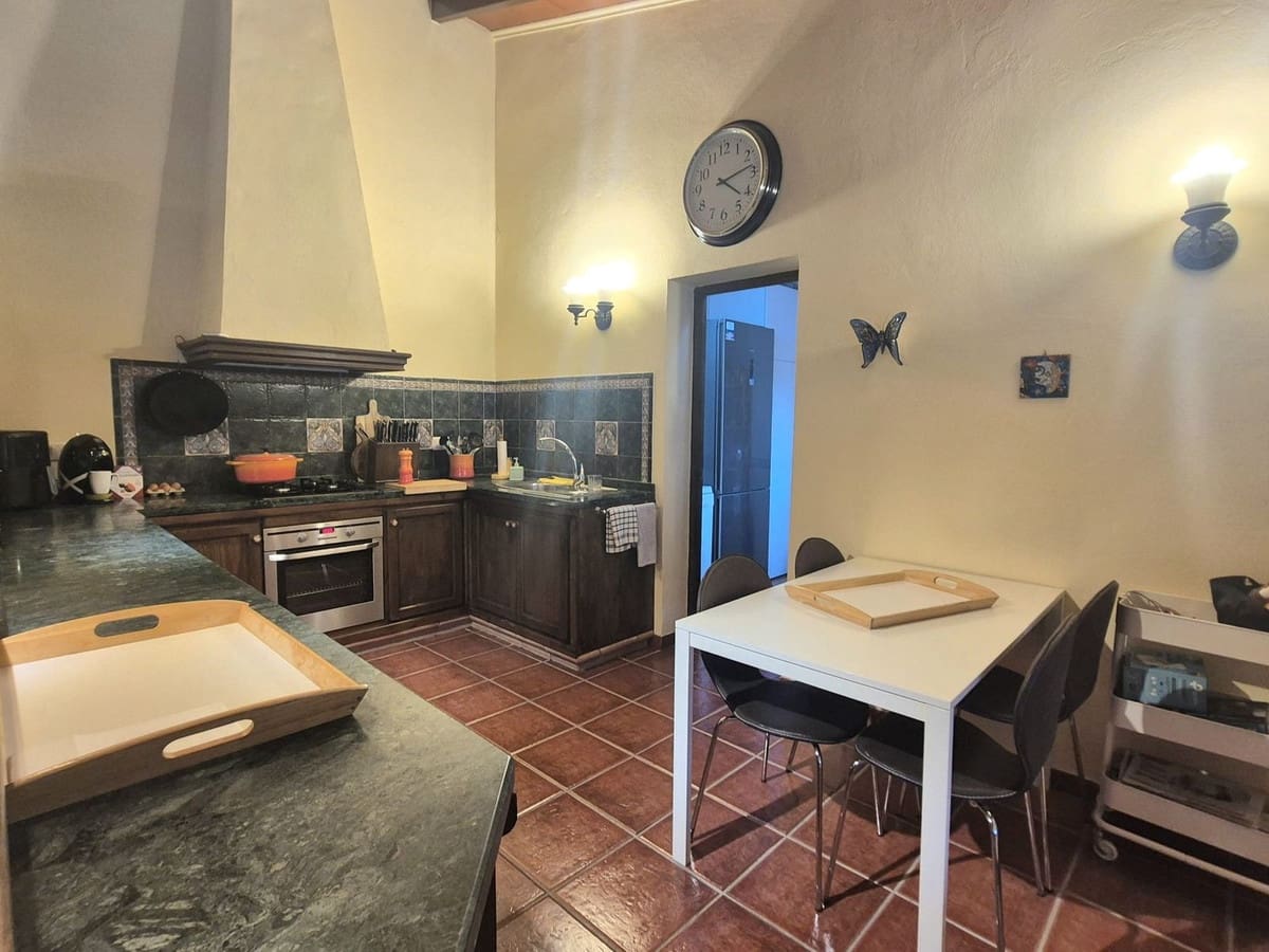 2 bedroom Finca/Country House for sale in Alhaurin el Grande with pool garage - € 365,000 (Ref: 9716672)