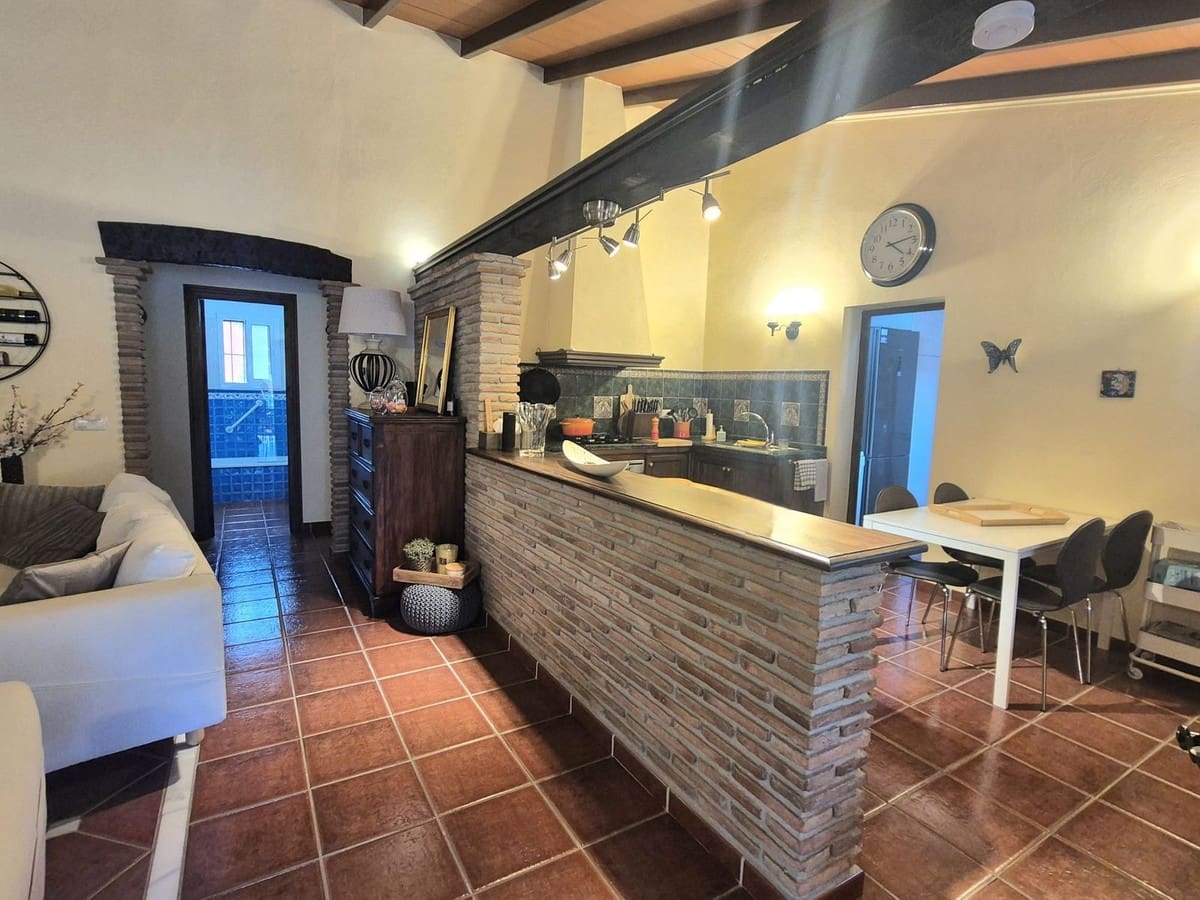 2 bedroom Finca/Country House for sale in Alhaurin el Grande with pool garage - € 365,000 (Ref: 9716672)