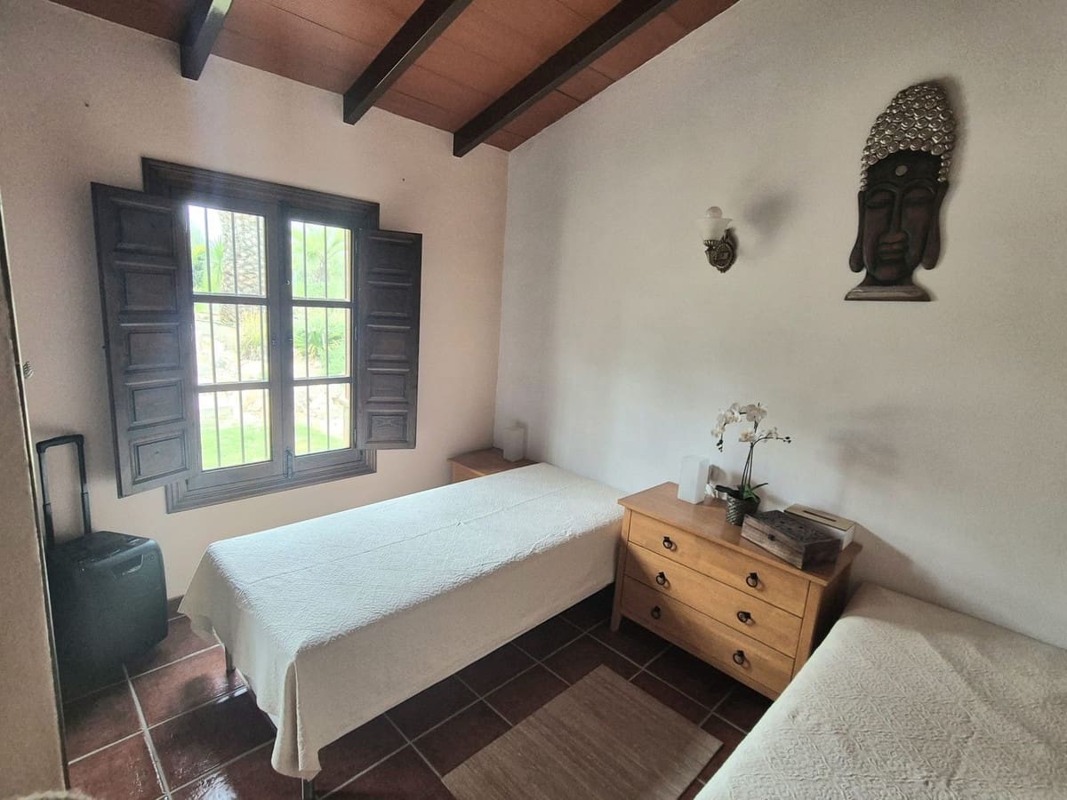 2 bedroom Finca/Country House for sale in Alhaurin el Grande with pool garage - € 365,000 (Ref: 9716672)