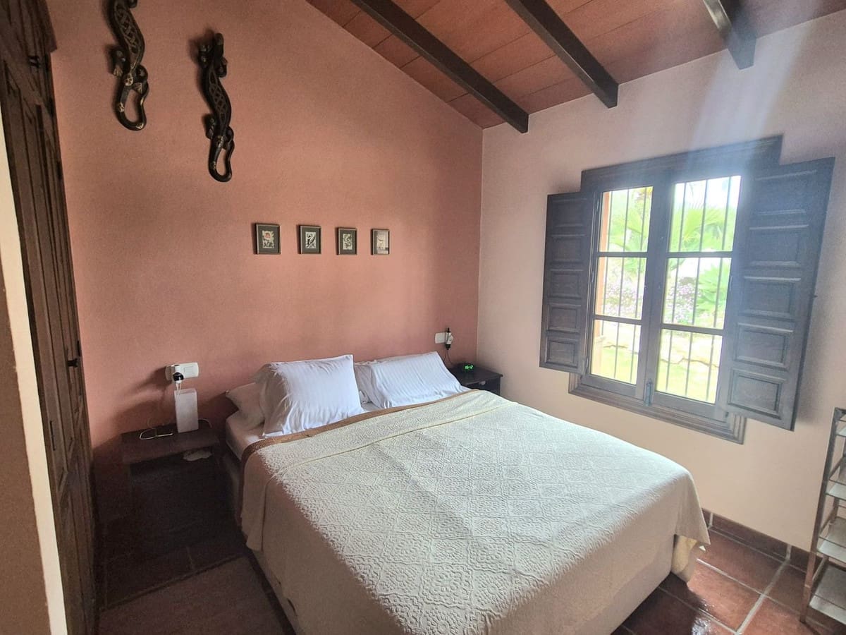 2 bedroom Finca/Country House for sale in Alhaurin el Grande with pool garage - € 365,000 (Ref: 9716672)