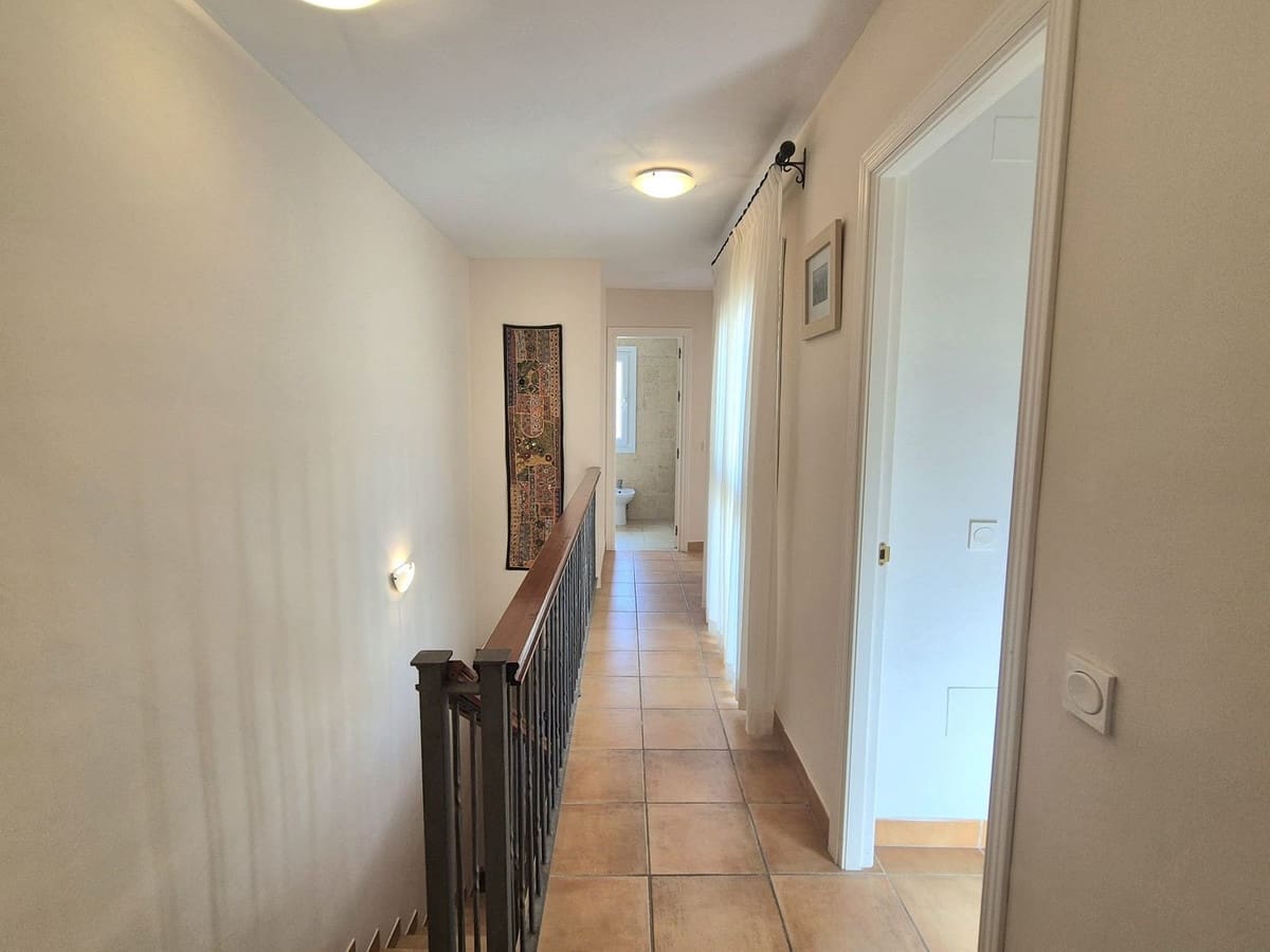 3 bedroom Townhouse for sale in Alhaurin Golf with pool garage - € 360,000 (Ref: 9720581)