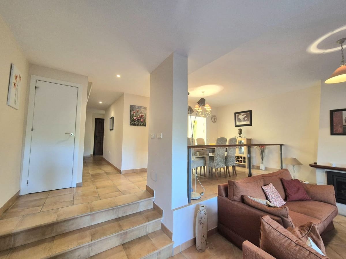 3 chambre Maison de Ville à vendre à Alhaurin Golf avec piscine garage - 360 000 € (Ref: 9720581)