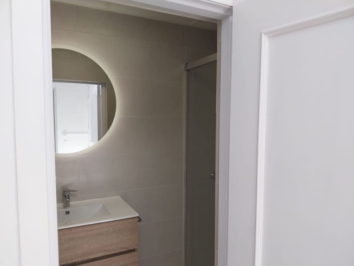 Casa de 2 habitaciones en Coín en venta - 235.000 € (Ref: 9838268)