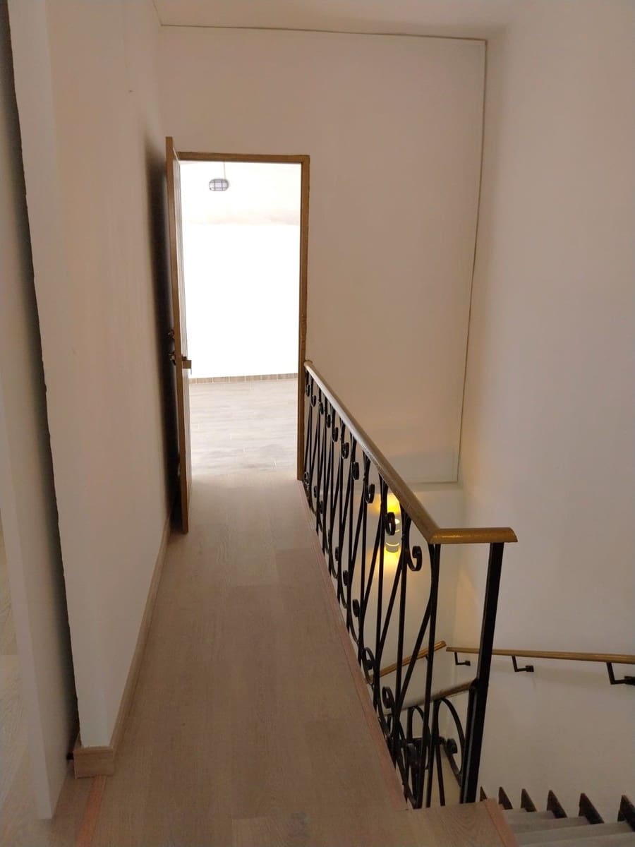 Casa de 2 habitaciones en Coín en venta - 235.000 € (Ref: 9838268)
