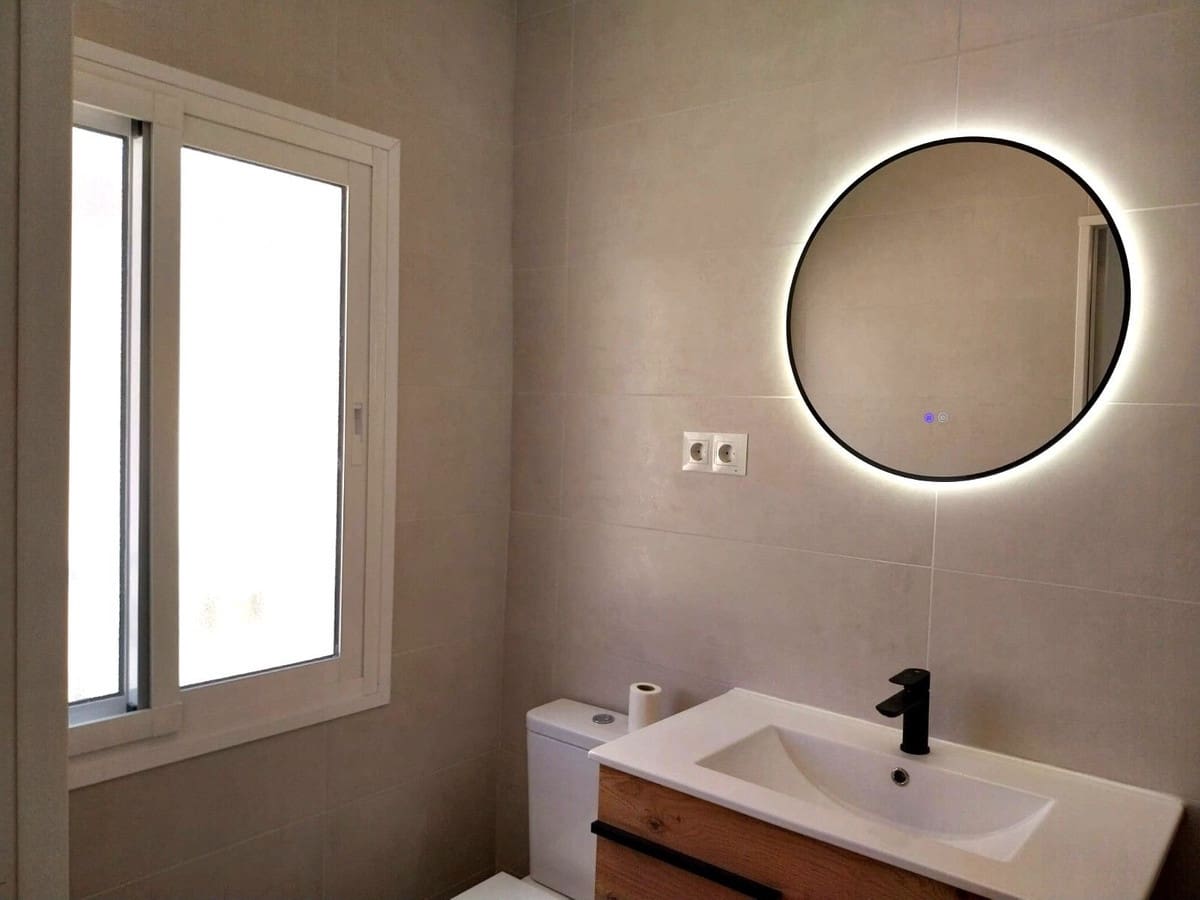 Casa de 2 habitaciones en Coín en venta - 235.000 € (Ref: 9838268)