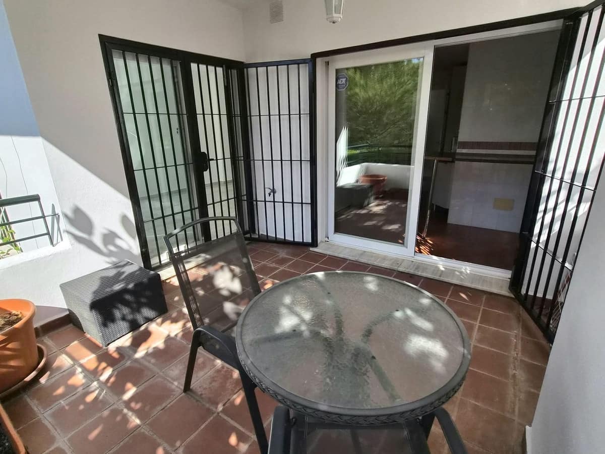 2 quarto Apartamento para venda em Alhaurin Golf com piscina garagem - 260 000 € (Ref: 9909060)