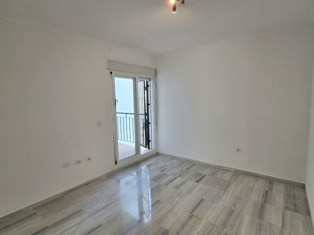 2 quarto Apartamento para venda em Alhaurin Golf com piscina garagem - 260 000 € (Ref: 9909060)