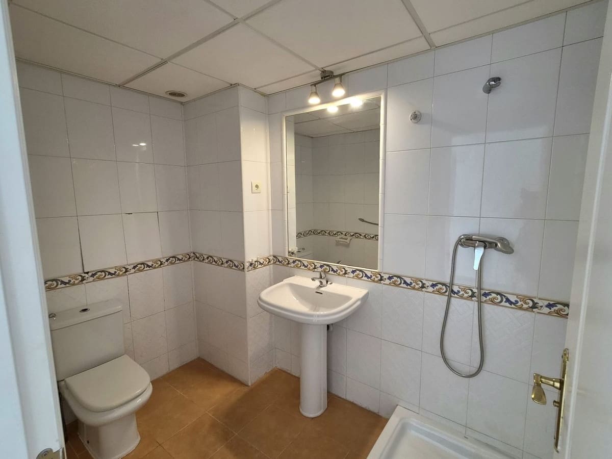 2 quarto Apartamento para venda em Alhaurin Golf com piscina garagem - 260 000 € (Ref: 9909060)